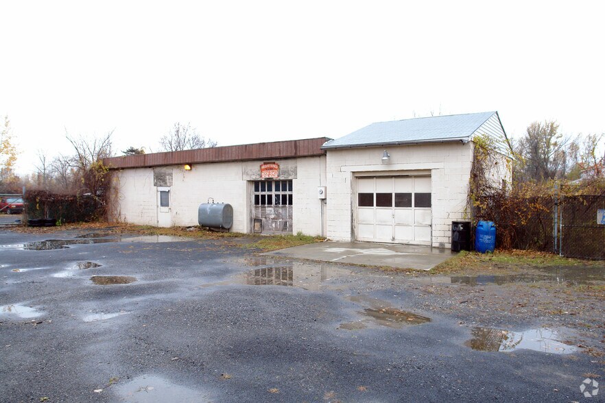 340 Old Niskayuna Rd, Latham, NY for sale - Primary Photo - Image 1 of 1