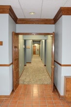 235 Alpha Dr, Pittsburgh, PA for sale Interior Photo- Image 1 of 3