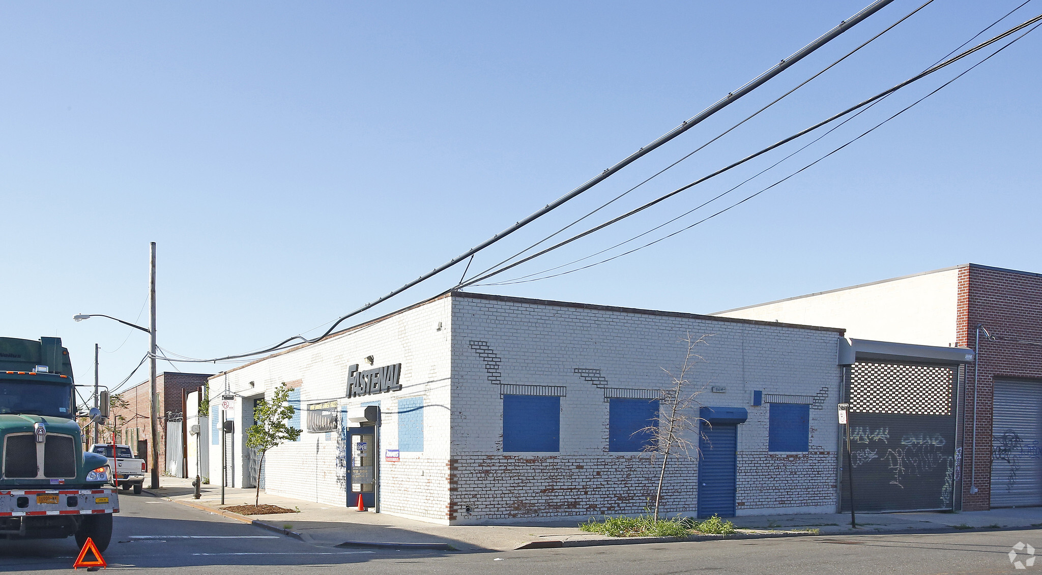 864 Stanley Ave, Brooklyn, NY for sale Primary Photo- Image 1 of 1