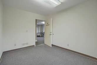 255 Route 17K, Newburgh, NY for lease Interior Photo- Image 1 of 7
