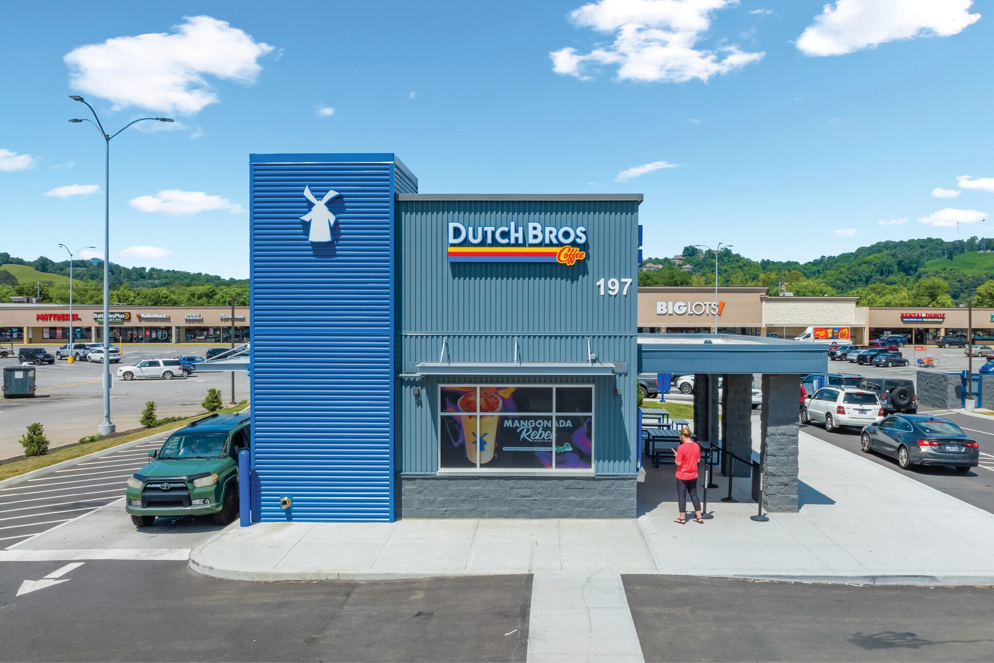 197 Forks of River Pkwy, Sevierville, TN 37862 Dutch Bros Coffee