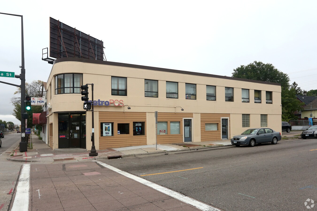 856 W University Ave, Saint Paul, MN 55104