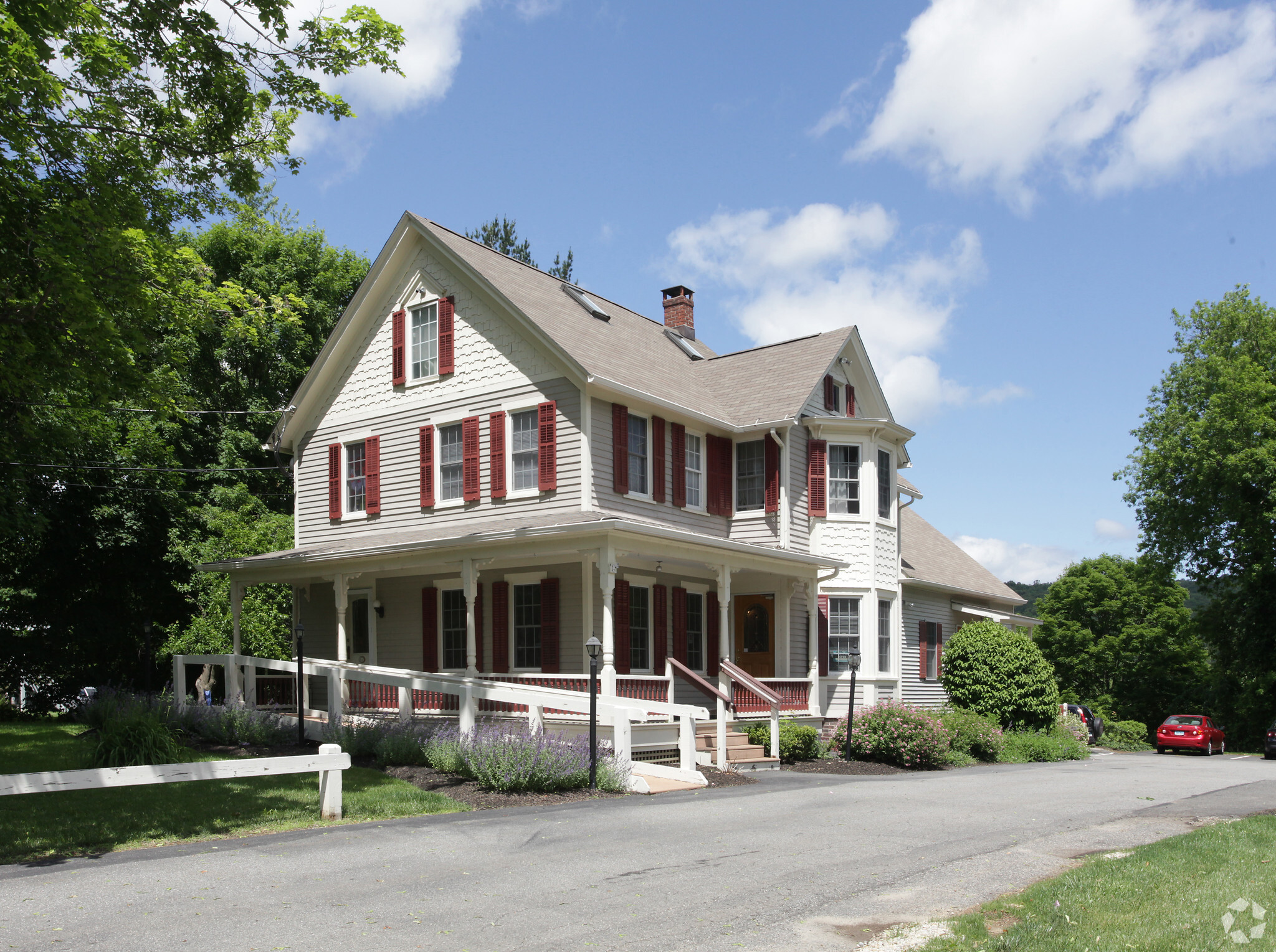 24 Park Lane Rd, New Milford, CT 06776 | LoopNet