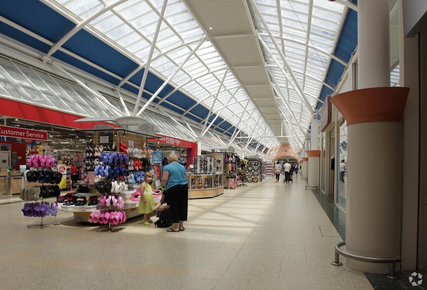 The Serpentine, Peterborough for sale - Building Photo - Image 1 of 1