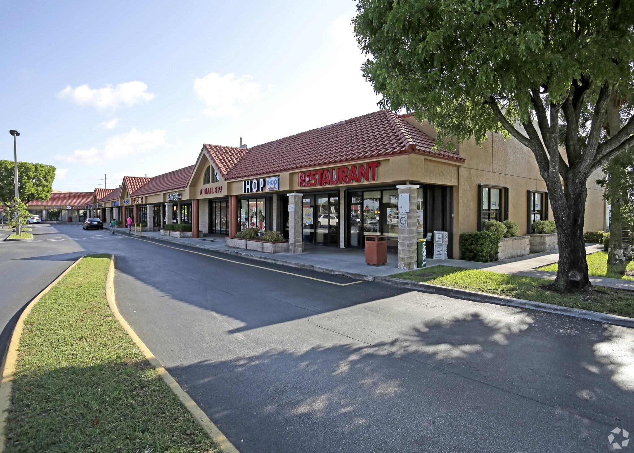 14505-14657 SW 42nd St, Miami, FL for lease Building Photo- Image 1 of 13
