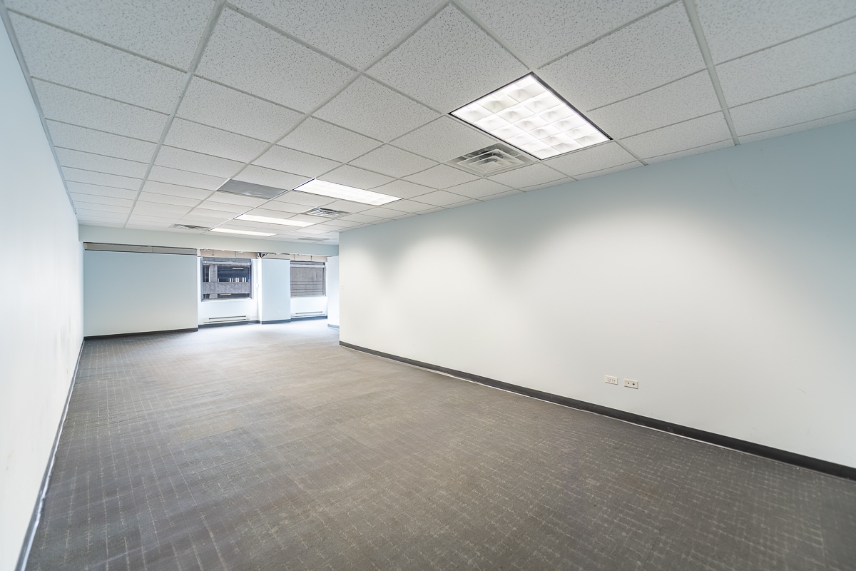 223 W Jackson Blvd, Chicago, IL for lease Interior Photo- Image 1 of 3