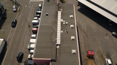 29-31 Rue Des Entrepreneurs, Carrières-sur-Seine, YVE - AERIAL  map view