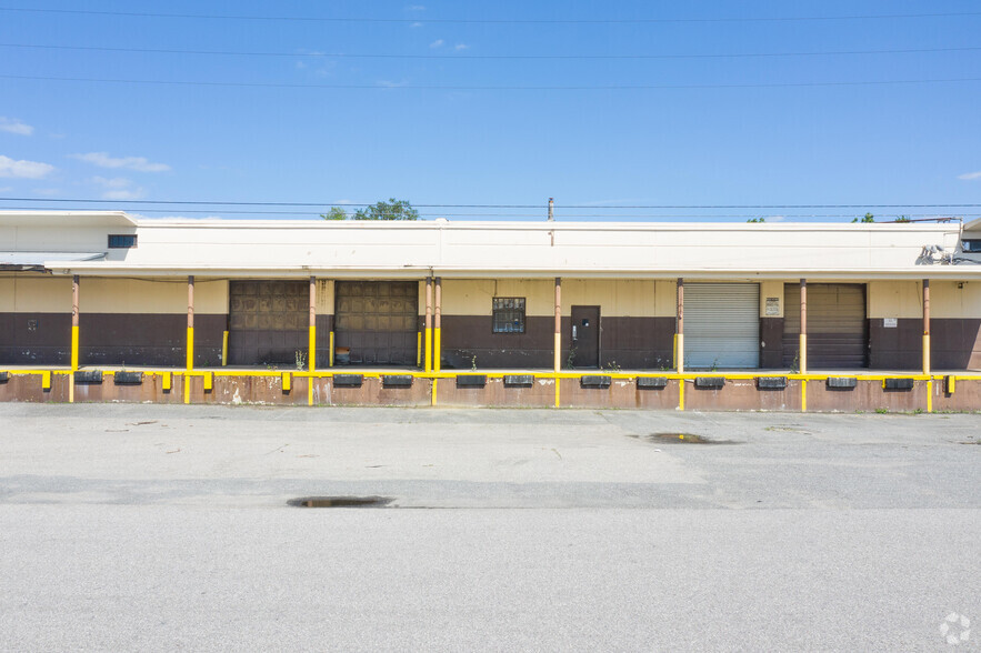 1507 Industrial Blvd, Jacksonville, FL for lease - Building Photo - Image 3 of 9