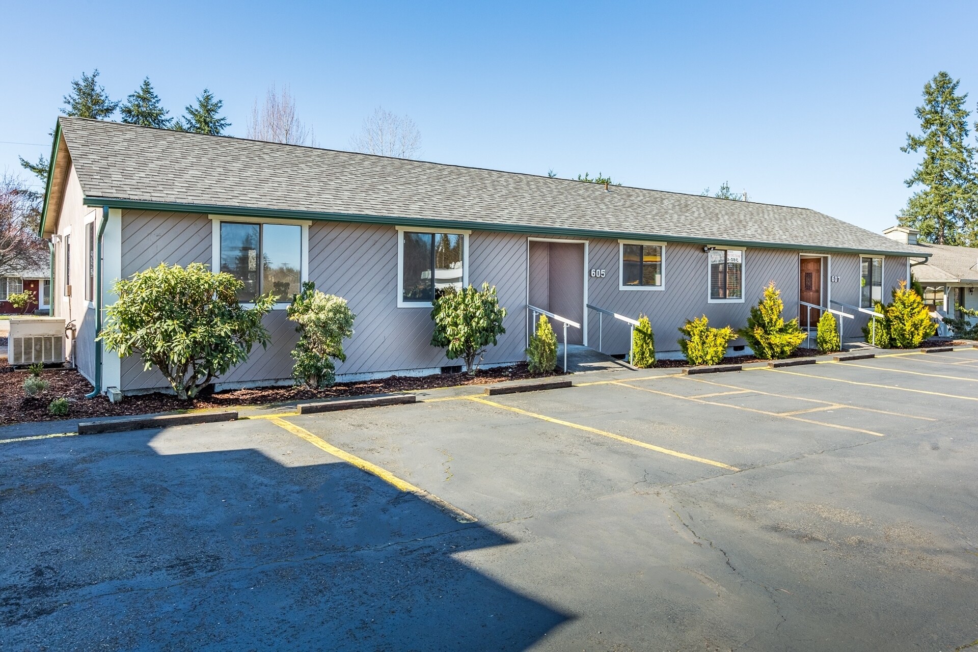 607 W Yelm Ave, Yelm, WA for sale Primary Photo- Image 1 of 1