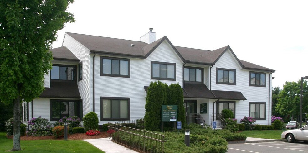 2 Forest Park Dr, Farmington, CT for lease - Building Photo - Image 3 of 14