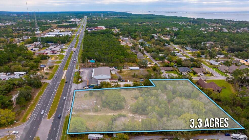 5259 Gulf Breeze Pky, Gulf Breeze, FL 32563