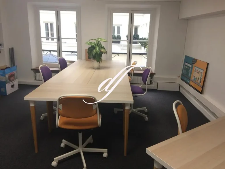 Office in Paris for lease - Interior Photo - Image 1 of 2