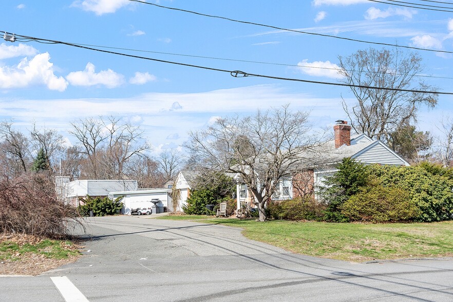 344 Broadway, Lynnfield, MA for sale - Building Photo - Image 1 of 18