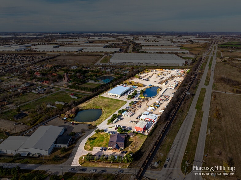 13053 Gateway Alliance Dr, Fort Worth, TX for lease - Building Photo - Image 3 of 9