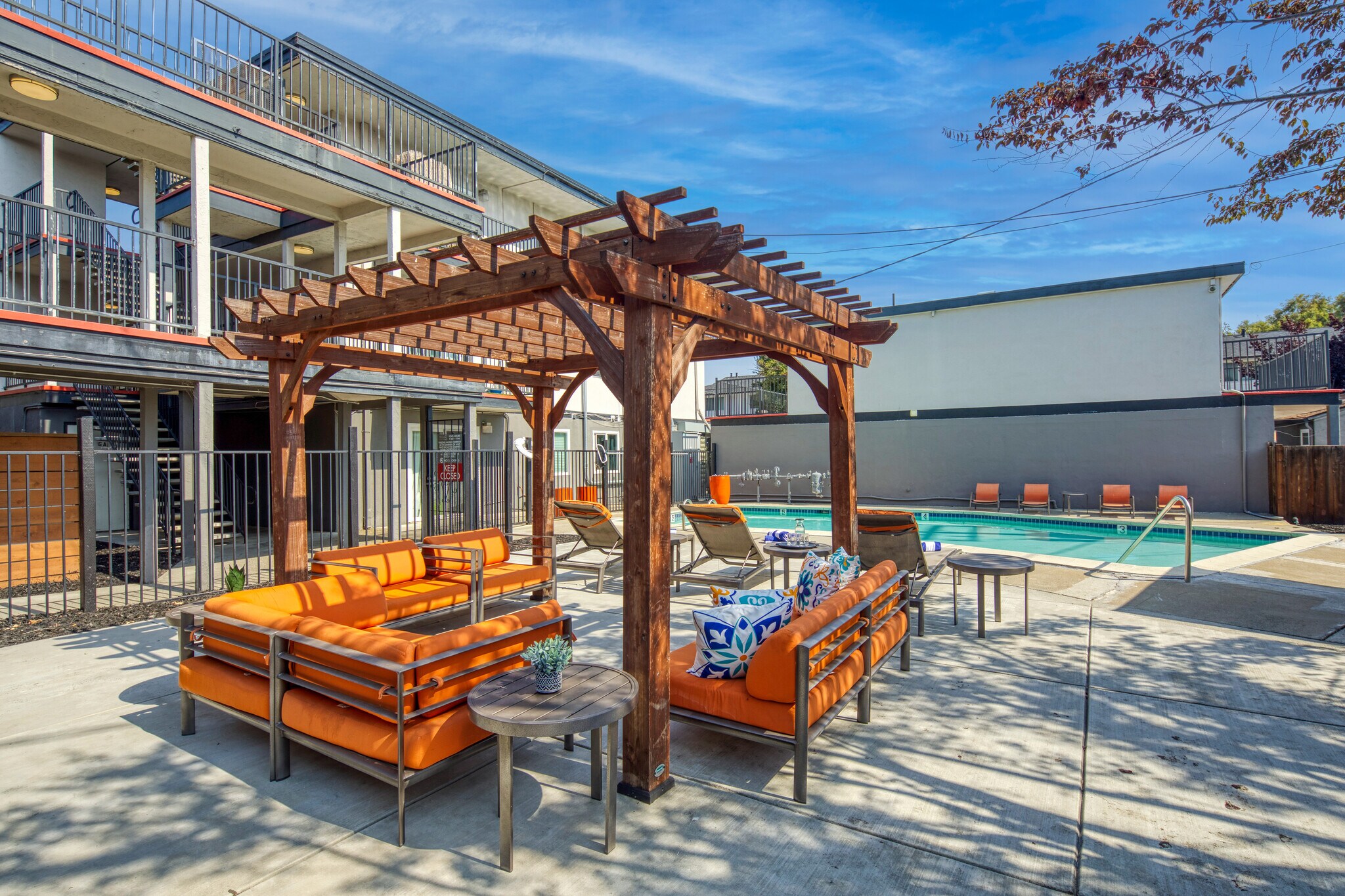 20 Harder Rd, Hayward, CA 94544 Solis Garden Apartments