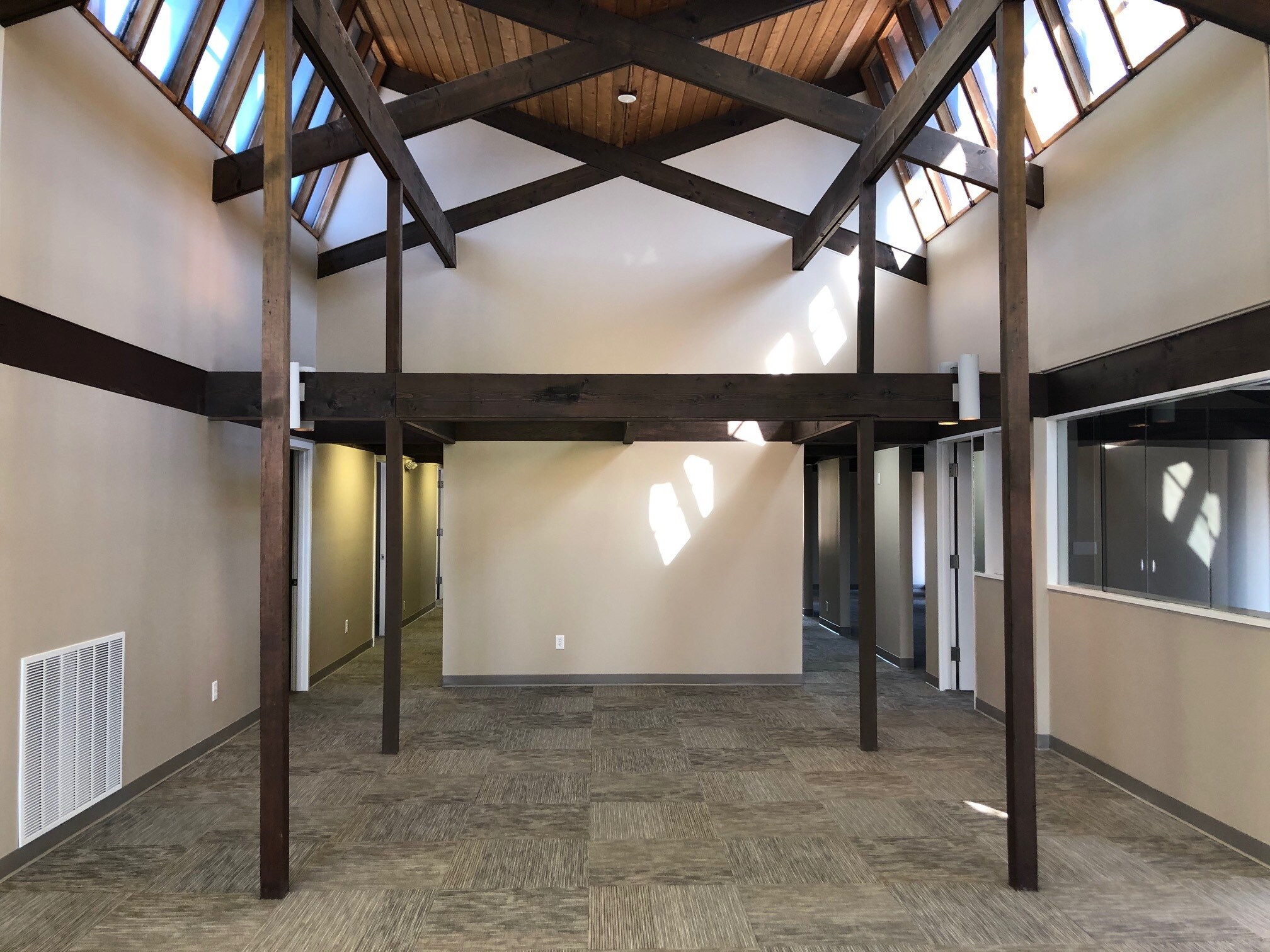 2222 Johnson Ave NW, Cedar Rapids, IA for sale Building Photo- Image 1 of 1