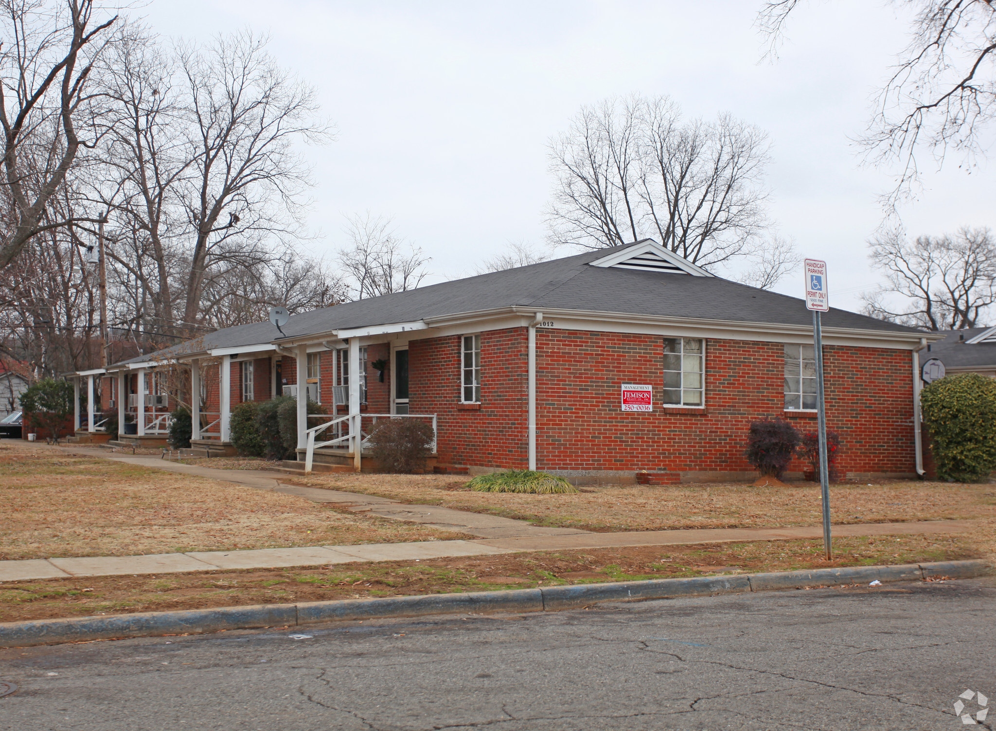 1000-1024 4th Avenue W, Birmingham, AL for sale Primary Photo- Image 1 of 1