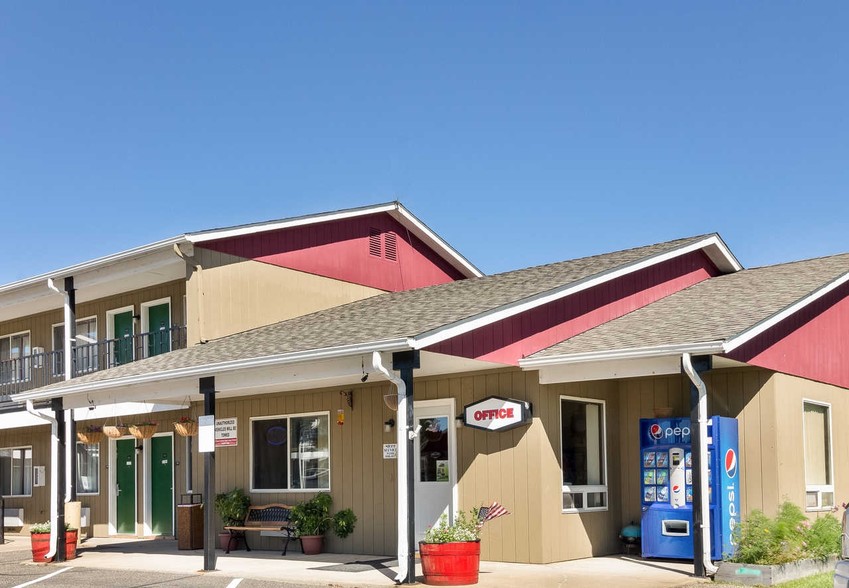 2684 State 371 SW, Pine River, MN for sale - Building Photo - Image 1 of 1