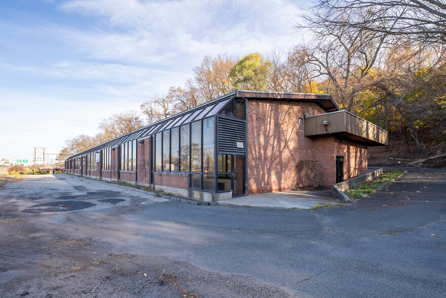 333 E Columbus Ave, Springfield, MA for sale - Building Photo - Image 3 of 10