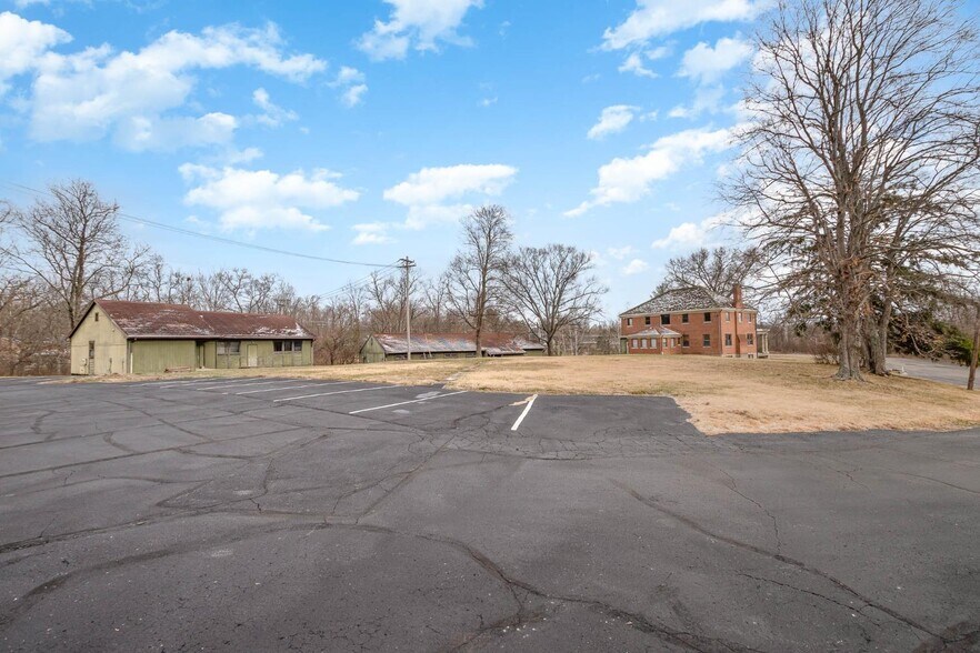 1805 Miles Rd, Cincinnati, OH for sale - Building Photo - Image 3 of 8