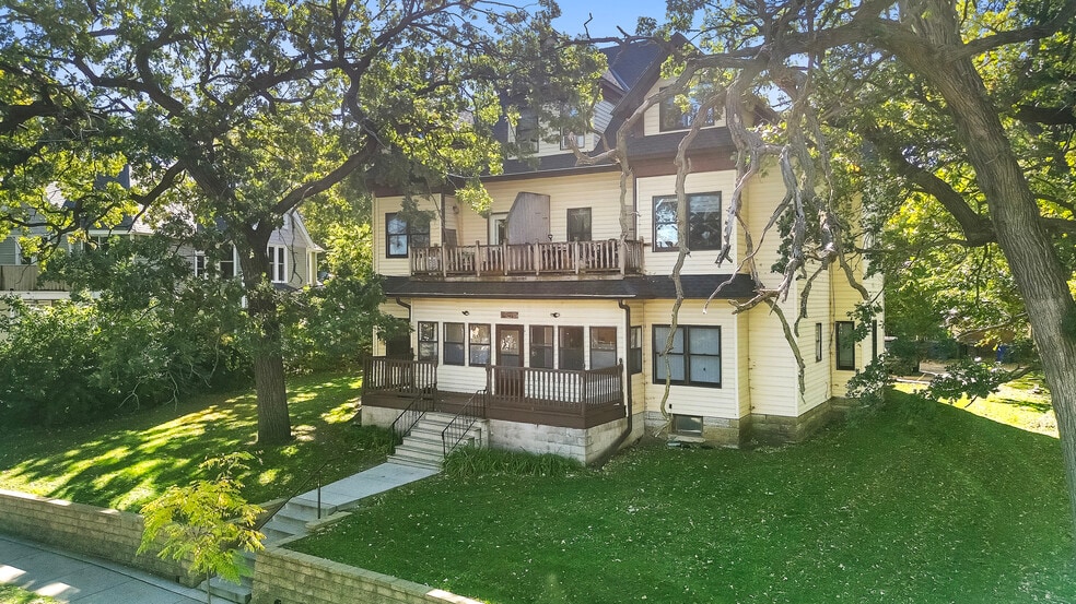 1910 Feronia Ave, Saint Paul, MN for sale - Building Photo - Image 3 of 31