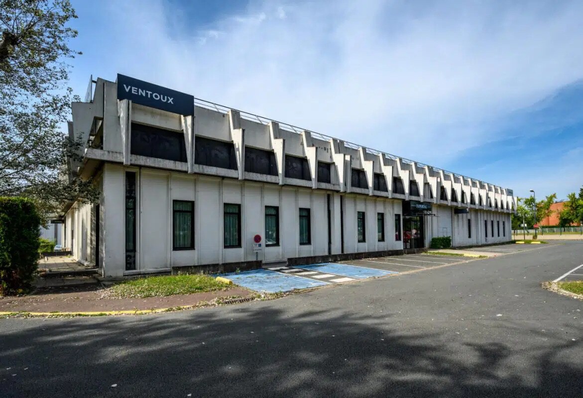Industrial in Évry-Courcouronnes for lease Building Photo- Image 1 of 12