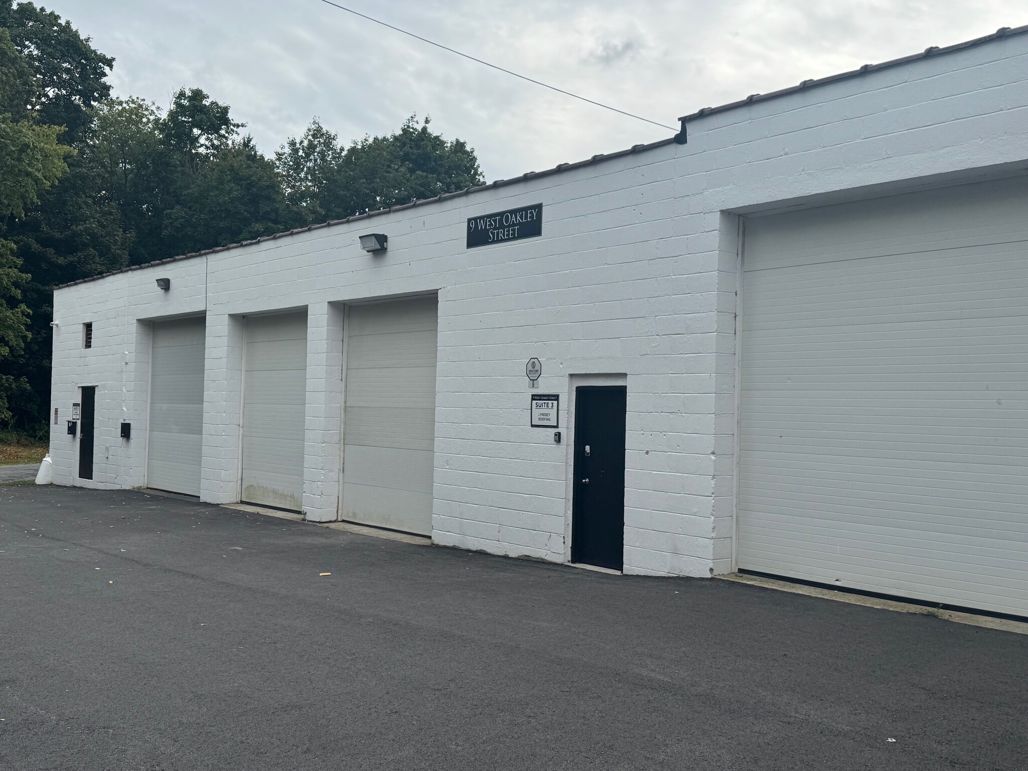 9 W Oakley St, Poughkeepsie, NY for lease Building Photo- Image 1 of 5