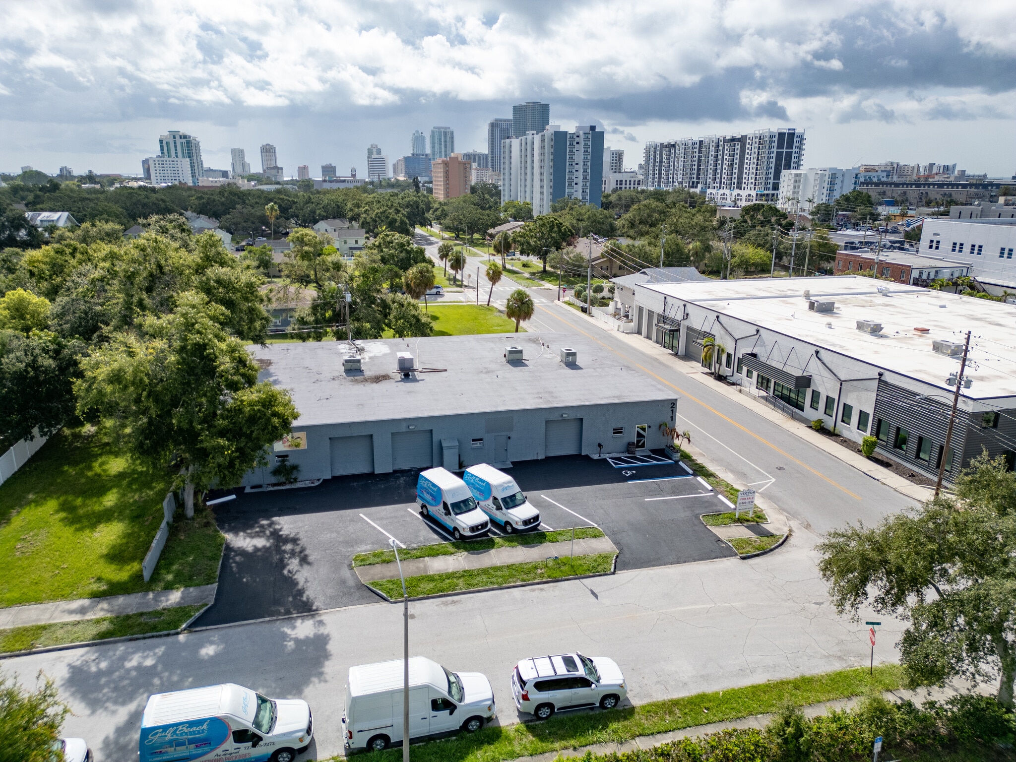 211 14th St N, Saint Petersburg, FL for lease Building Photo- Image 1 of 30