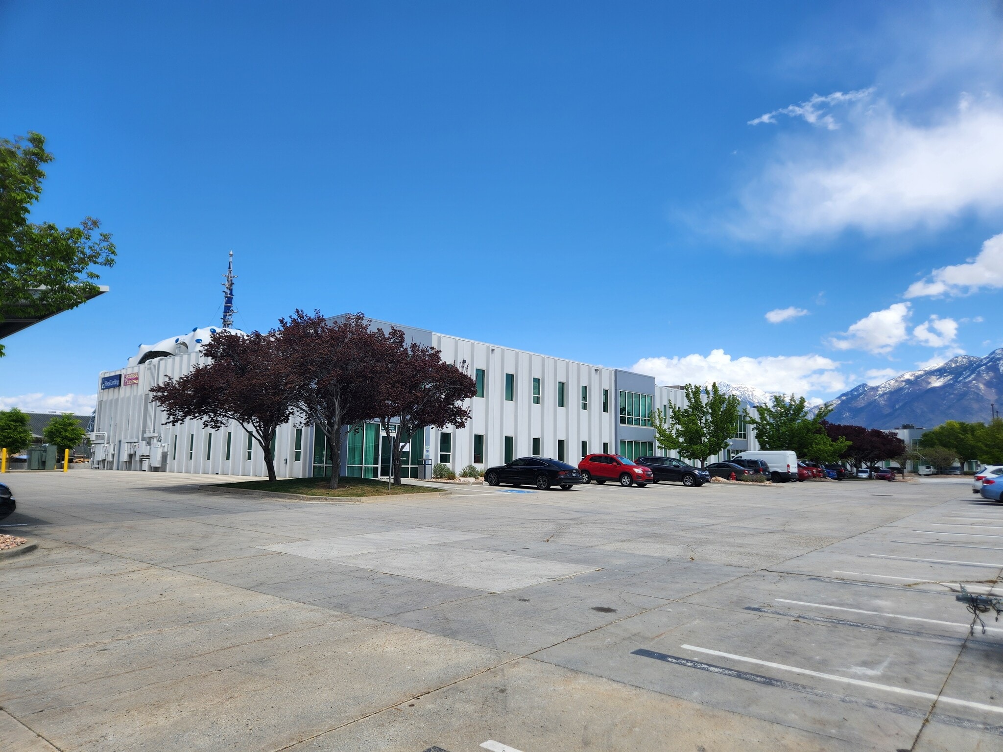 12162 S Business Park Dr, Draper, UT for lease Building Photo- Image 1 of 9