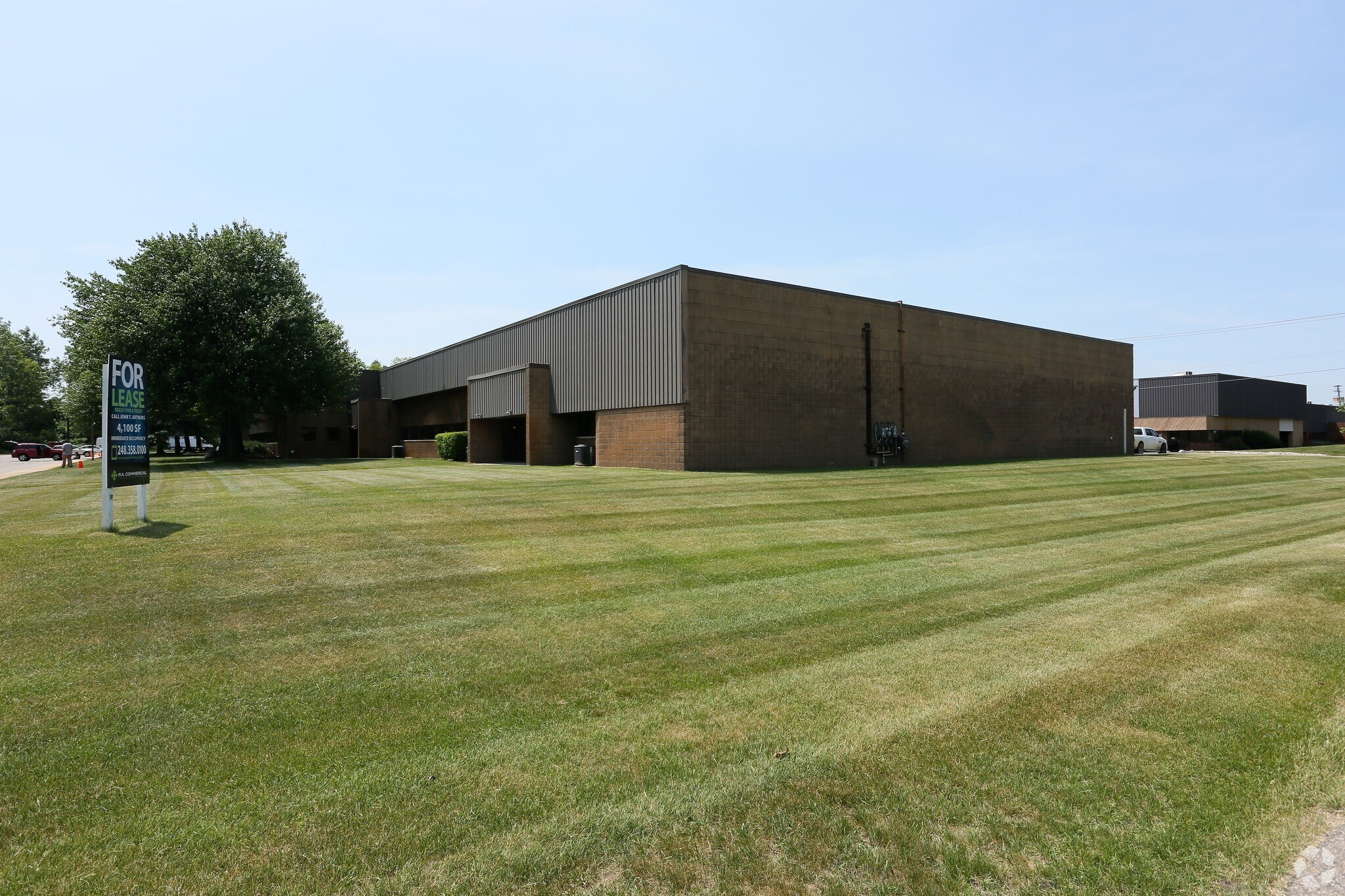 3151-3181 Ridgeway Ct, Commerce Township, MI for sale Primary Photo- Image 1 of 1