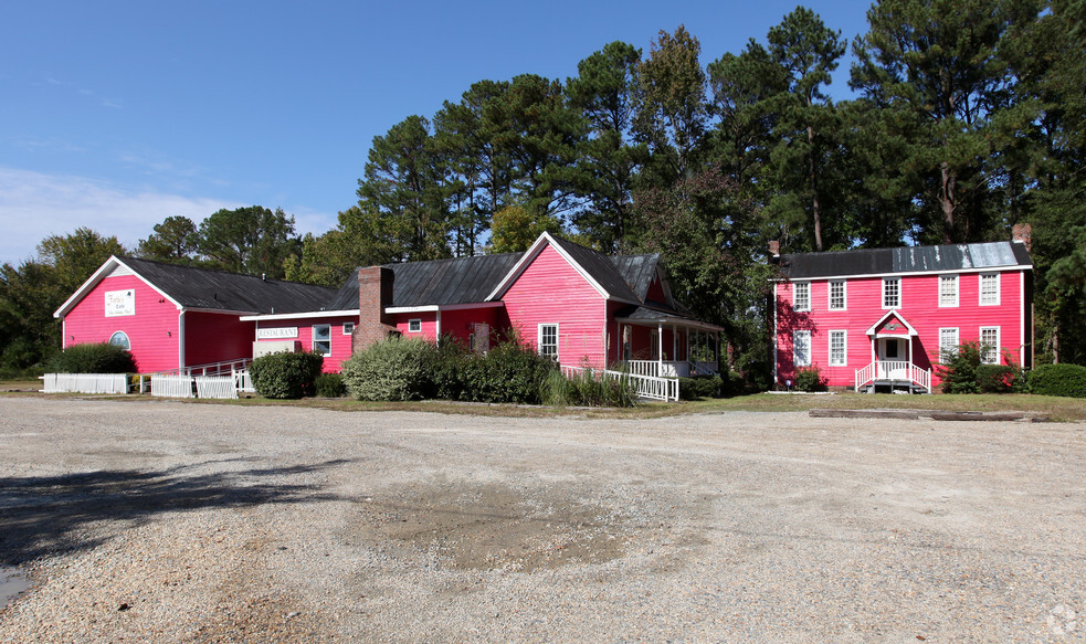 1321 E Market St, Smithfield, NC for sale - Building Photo - Image 1 of 1