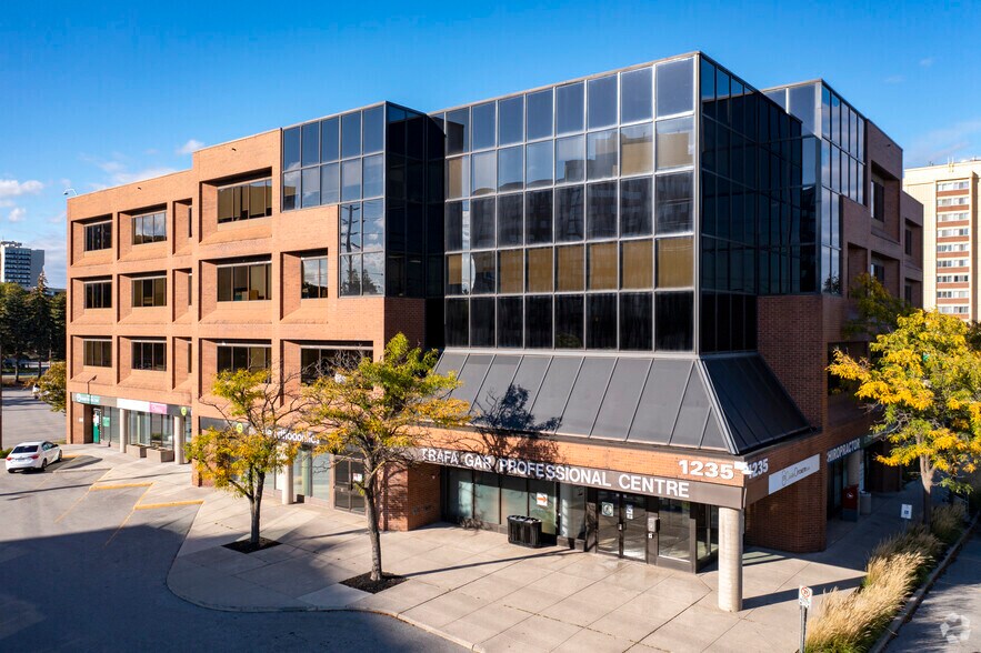 1235 Trafalgar Rd, Oakville, ON L6H 3P1 Trafalgar Professional Centre