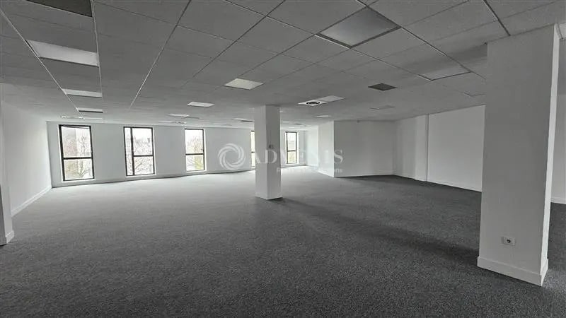 Office in VILLENEUVE-D'ASCQ for lease - Interior Photo - Image 3 of 5