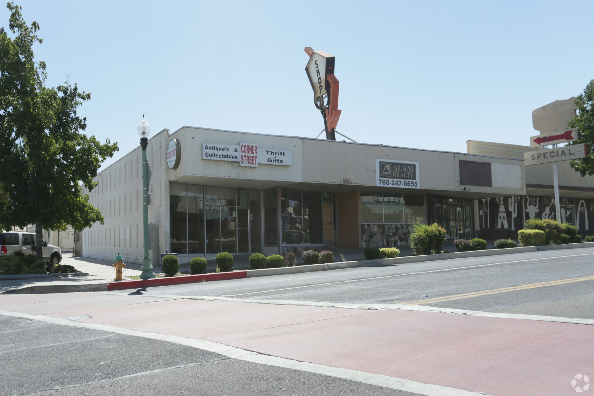 15591-15595 7th St, Victorville, CA for lease Primary Photo- Image 1 of 12