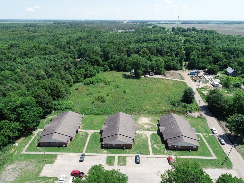 9 Burchfield Rd, Alligator, MS 38720