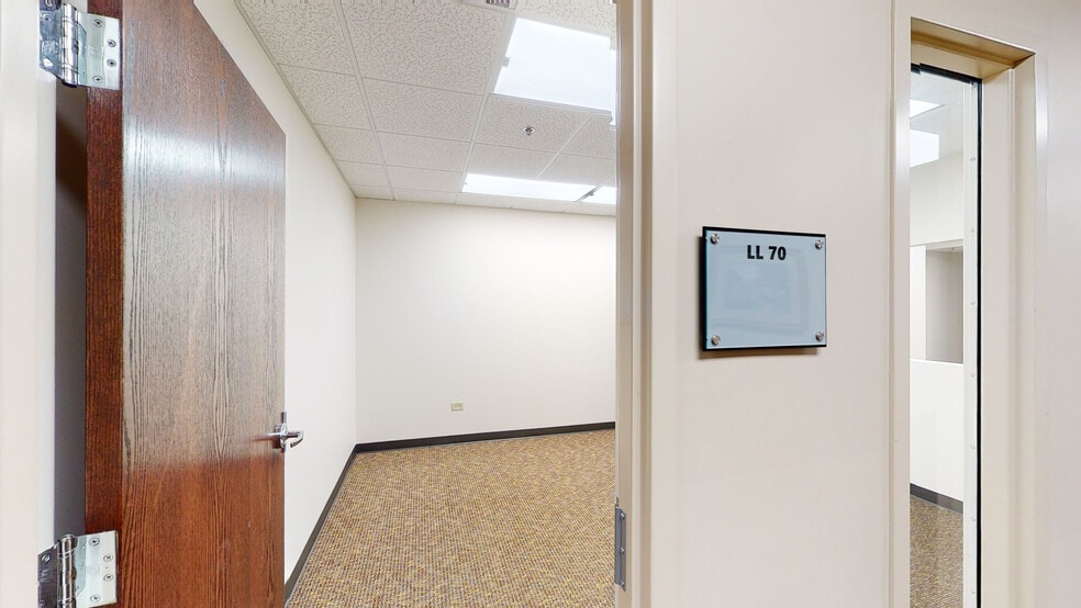 16151 Weber Rd, Joliet, IL for lease - Matterport 3D Scan - Image 3 of 25