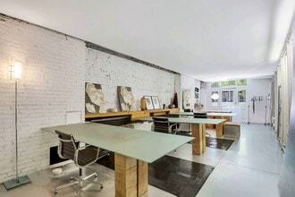 225 E 21ST St, New York, NY for lease Interior Photo- Image 1 of 8