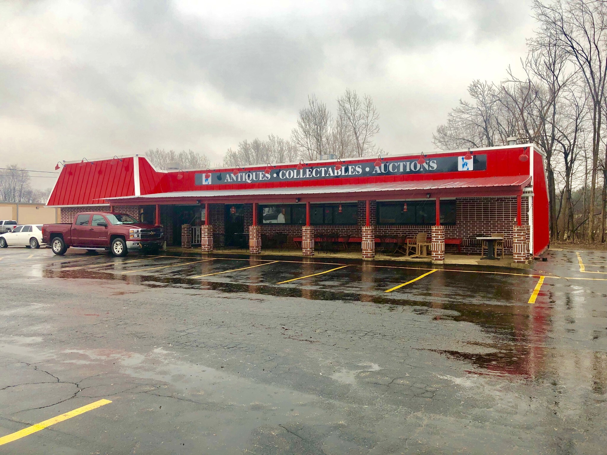 1820 Lansing Rd, Charlotte, MI for sale Building Photo- Image 1 of 1