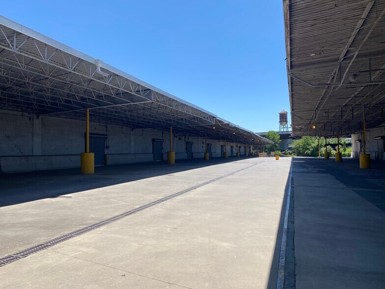 1533 Rd, Greenville, SC 29609