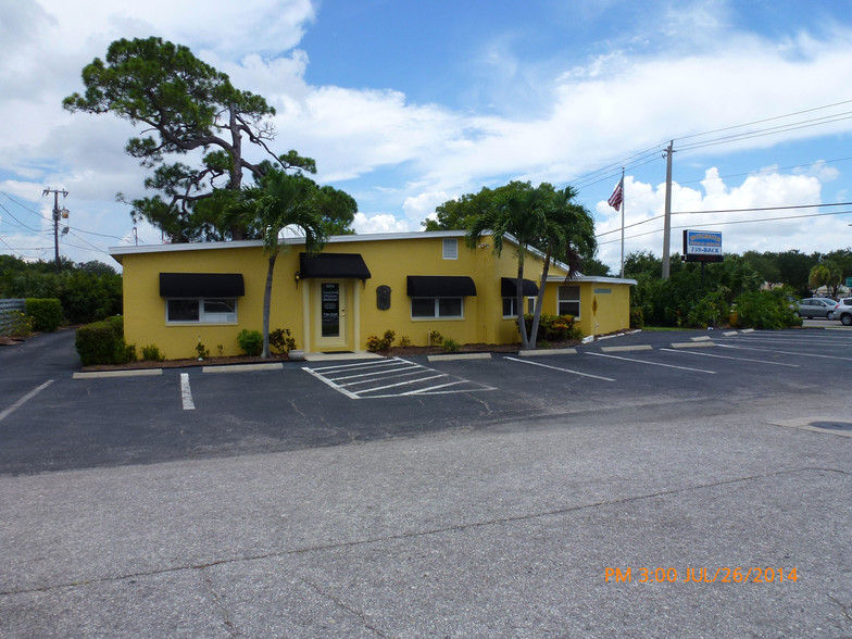 6016 Manatee Ave, Bradenton, FL for sale - Building Photo - Image 1 of 1