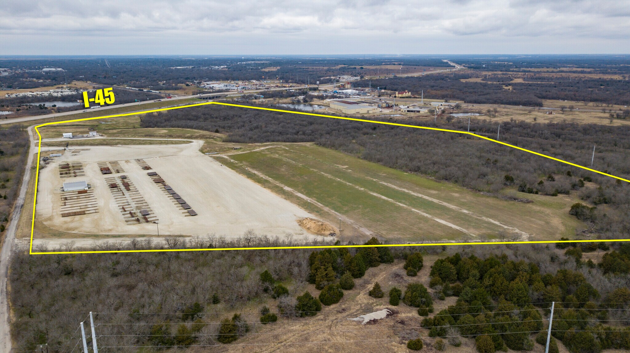 915 SE County Road 10, Corsicana, TX for sale Building Photo- Image 1 of 1