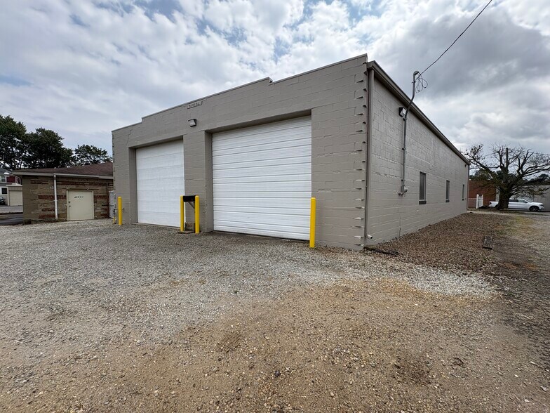 4964 Yukon St NW, Canton, OH for lease - Building Photo - Image 2 of 16
