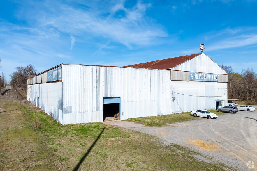 203 E Trigg Ave, Memphis, TN for lease - Primary Photo - Image 1 of 9