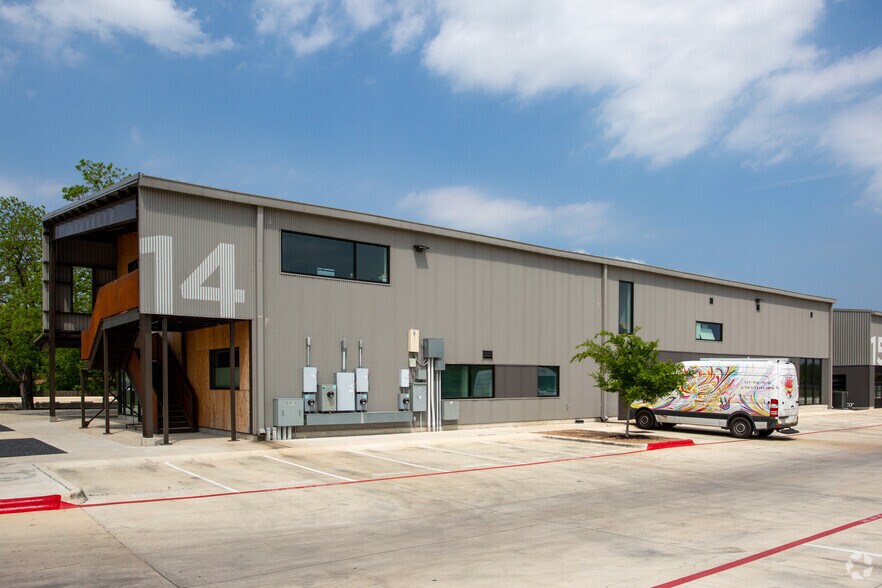 1023 Springdale Rd, Austin, TX for lease - Building Photo - Image 2 of 2