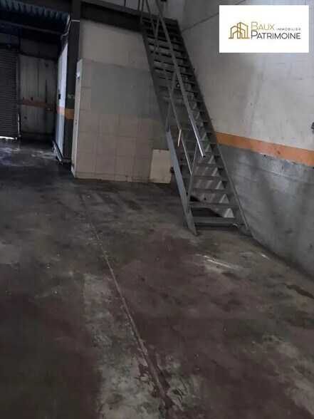 Industrial in Drancy for lease - Interior Photo - Image 2 of 6