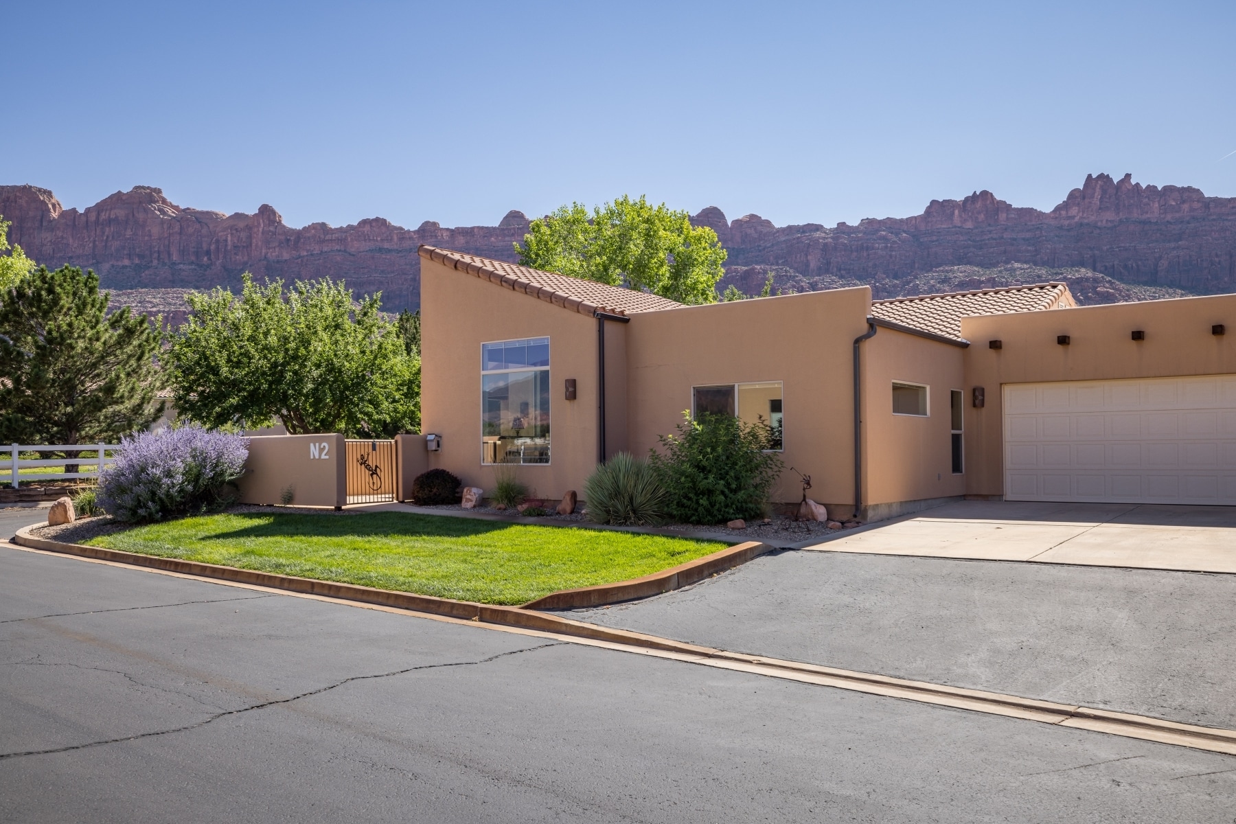 3686 Spanish Valley Dr, Moab, UT for sale Building Photo- Image 1 of 42
