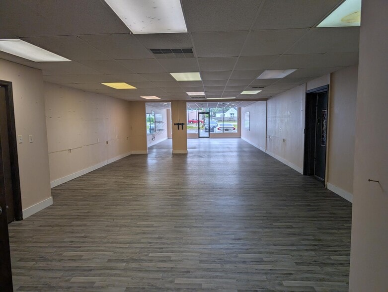 440-448 S Main St, Englewood, OH for lease - Building Photo - Image 3 of 4