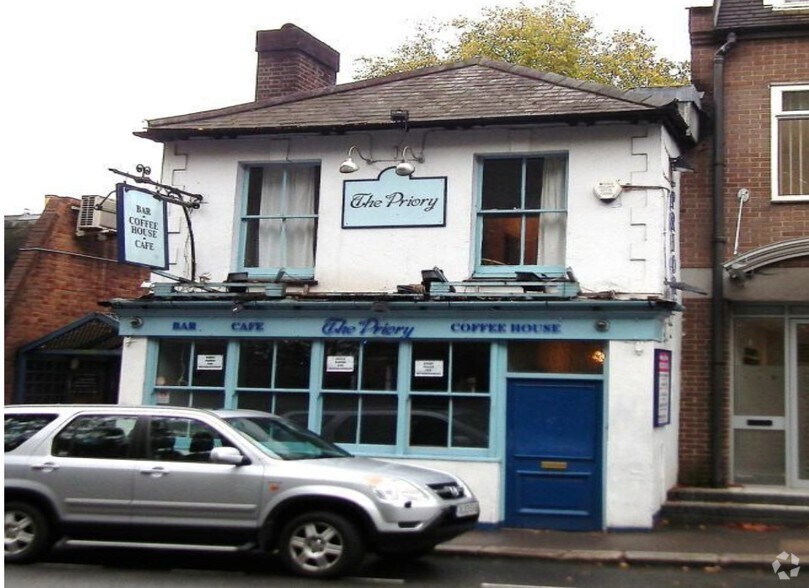 85 Bell St, Reigate, SRY RH2 7AN Joules