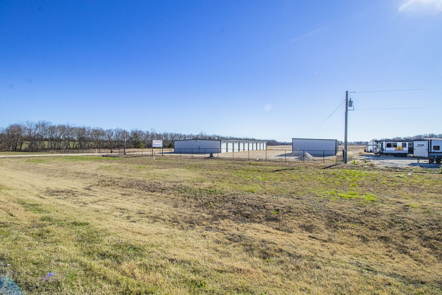 17838 US-82 Hwy, Honey Grove, TX for sale - Building Photo - Image 2 of 5