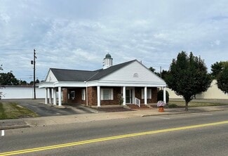 More details for 327 E 3rd St, Uhrichsville, OH - Retail for Sale